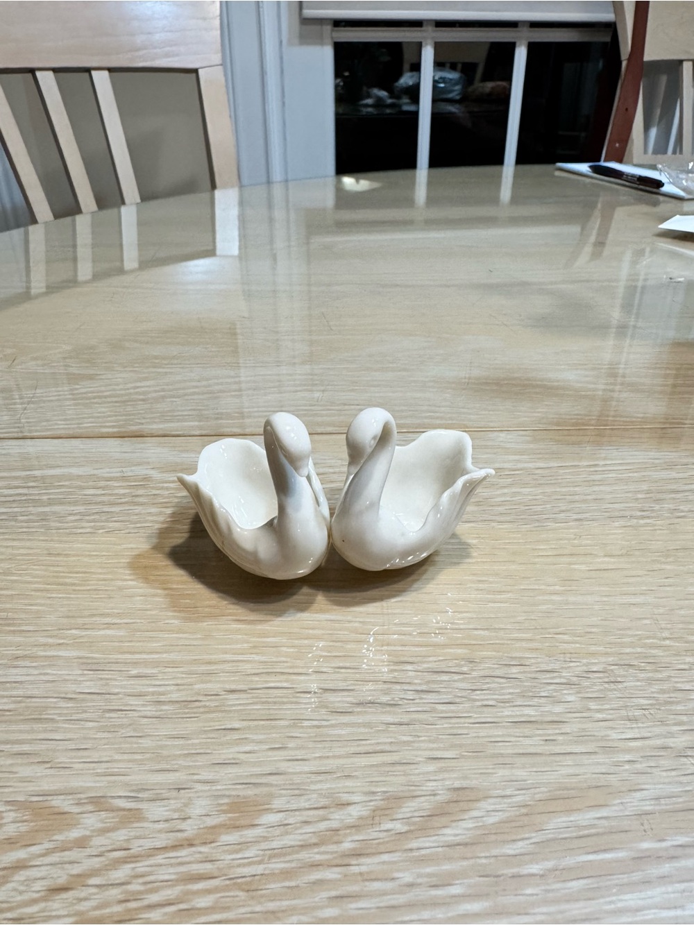 Lenox White Porcelain Swan Pair Decorative Dishes